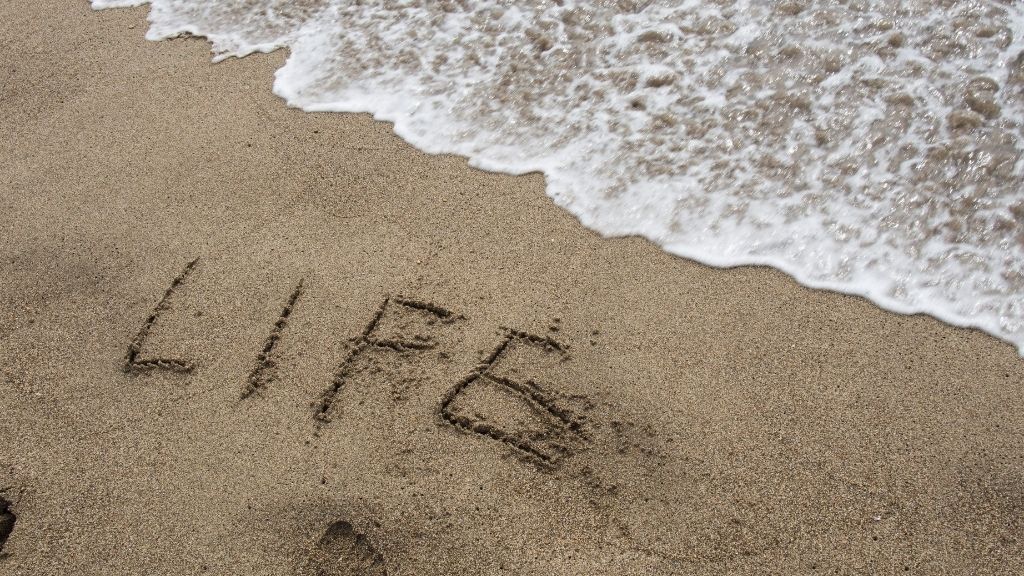 writing life in sand