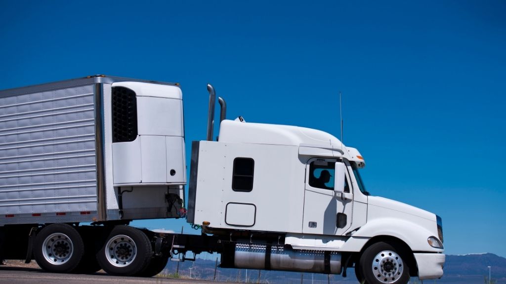 reefer semi trailer